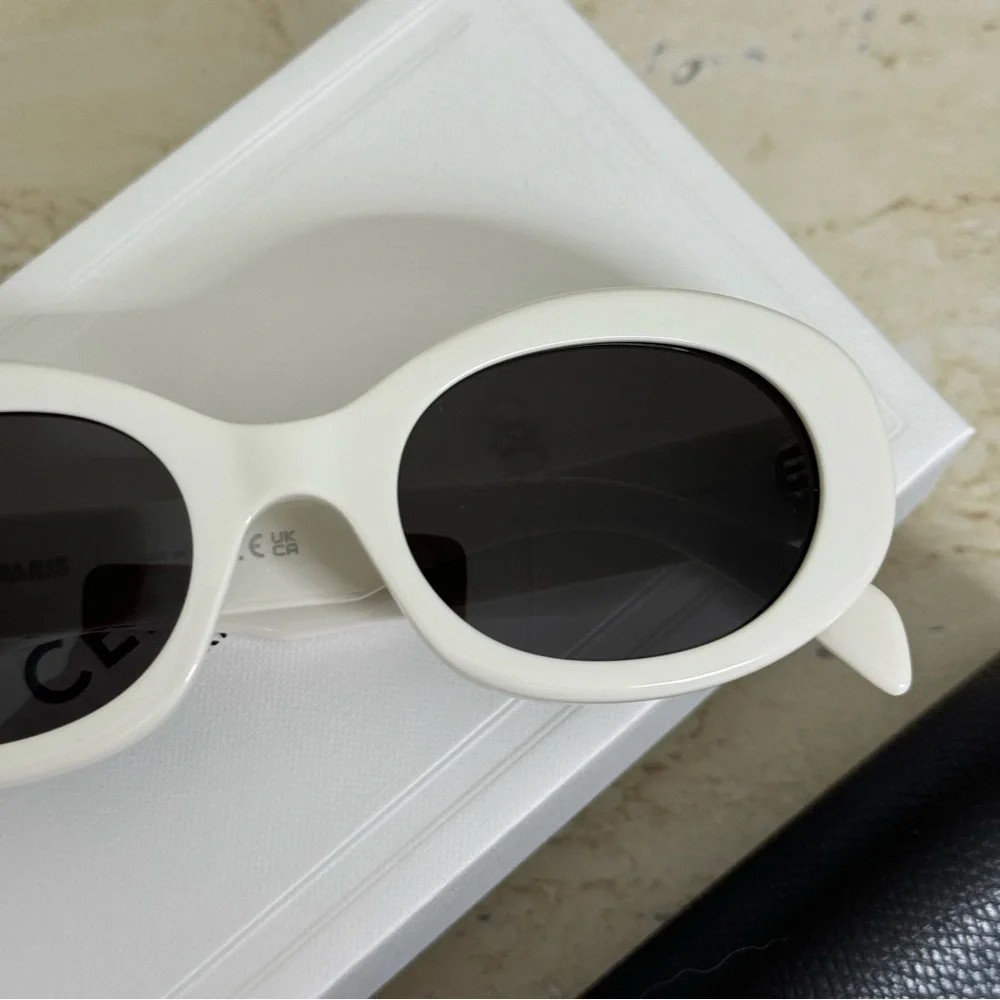 New! Celine Sunglasses, CL40194U 25A, oval, Triomphe, Authentic - Picture 8 of 13